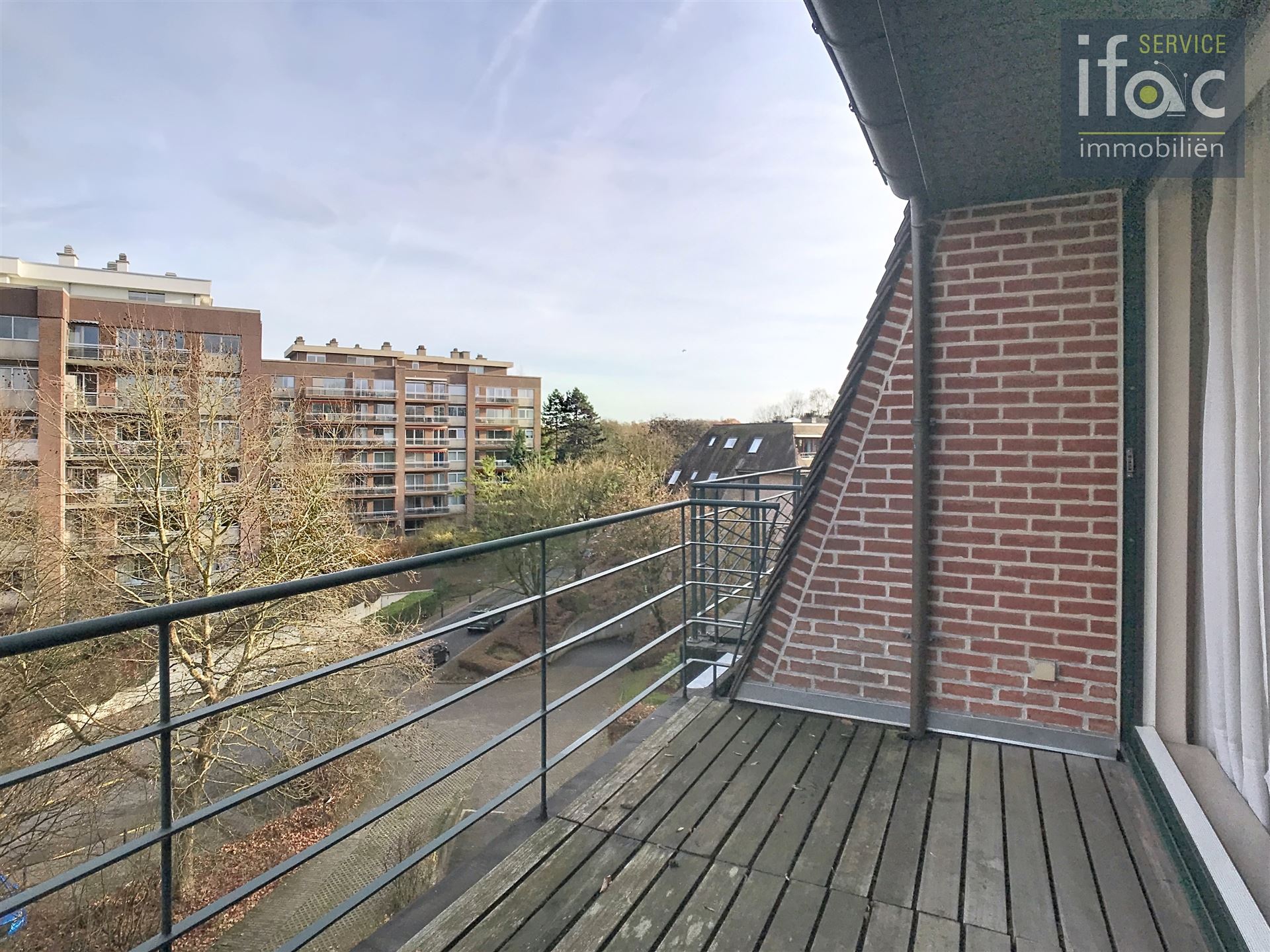 Penthouse met 2 slpk, kelder, parkeerplaats, garagebox! foto 9