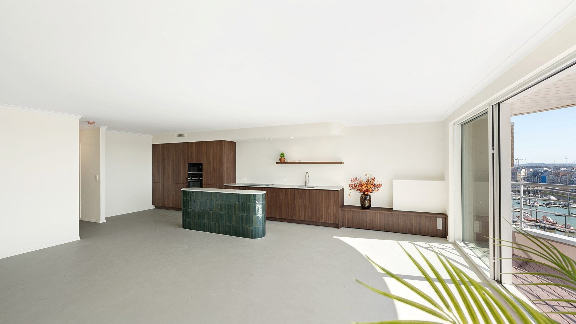Schitterende renovatie met zicht op de zeilboten van Blankenberge foto {{pictureIndex}}