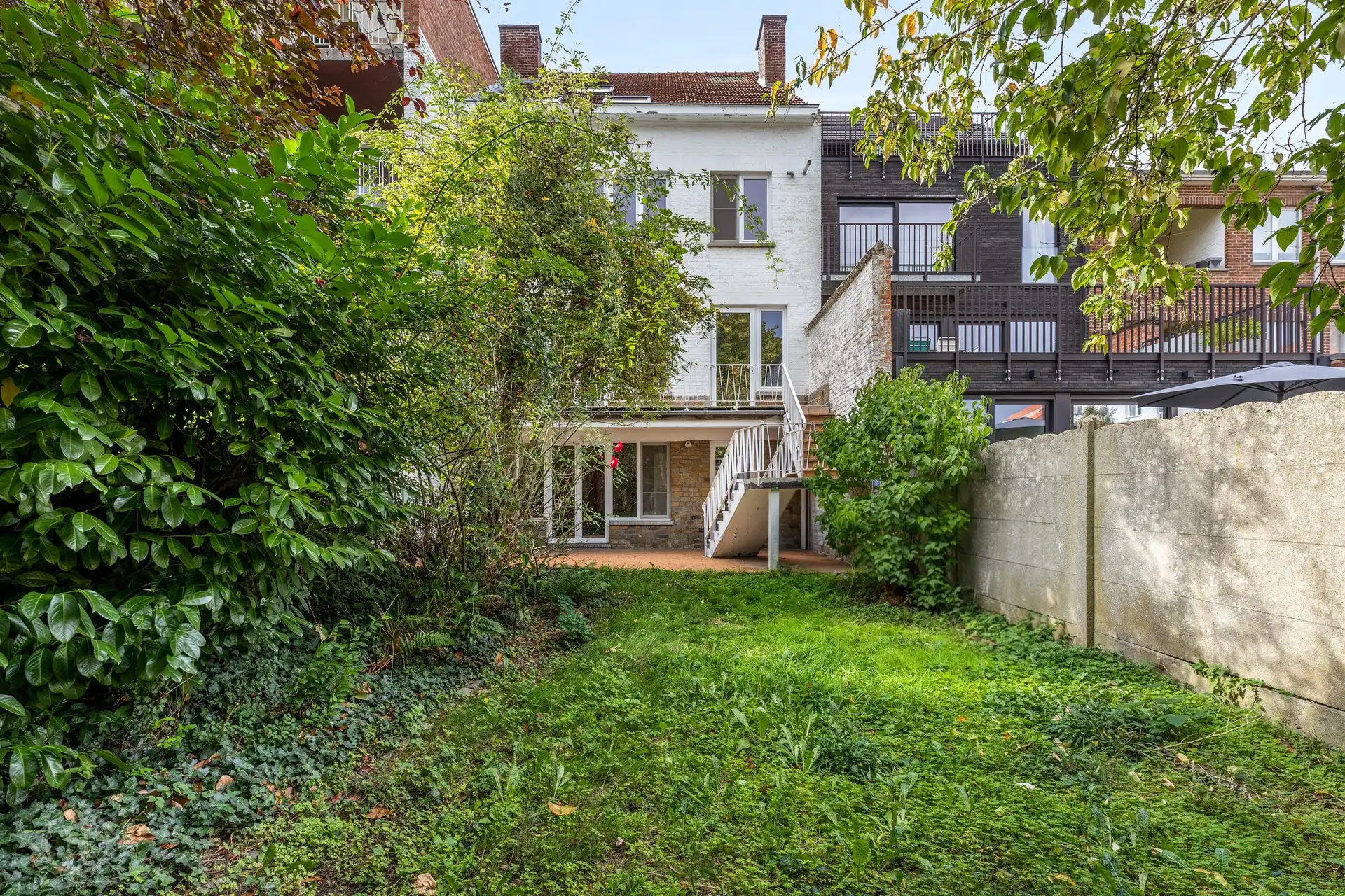 Lichtrijke, te renoveren herenwoning met epc B foto 44