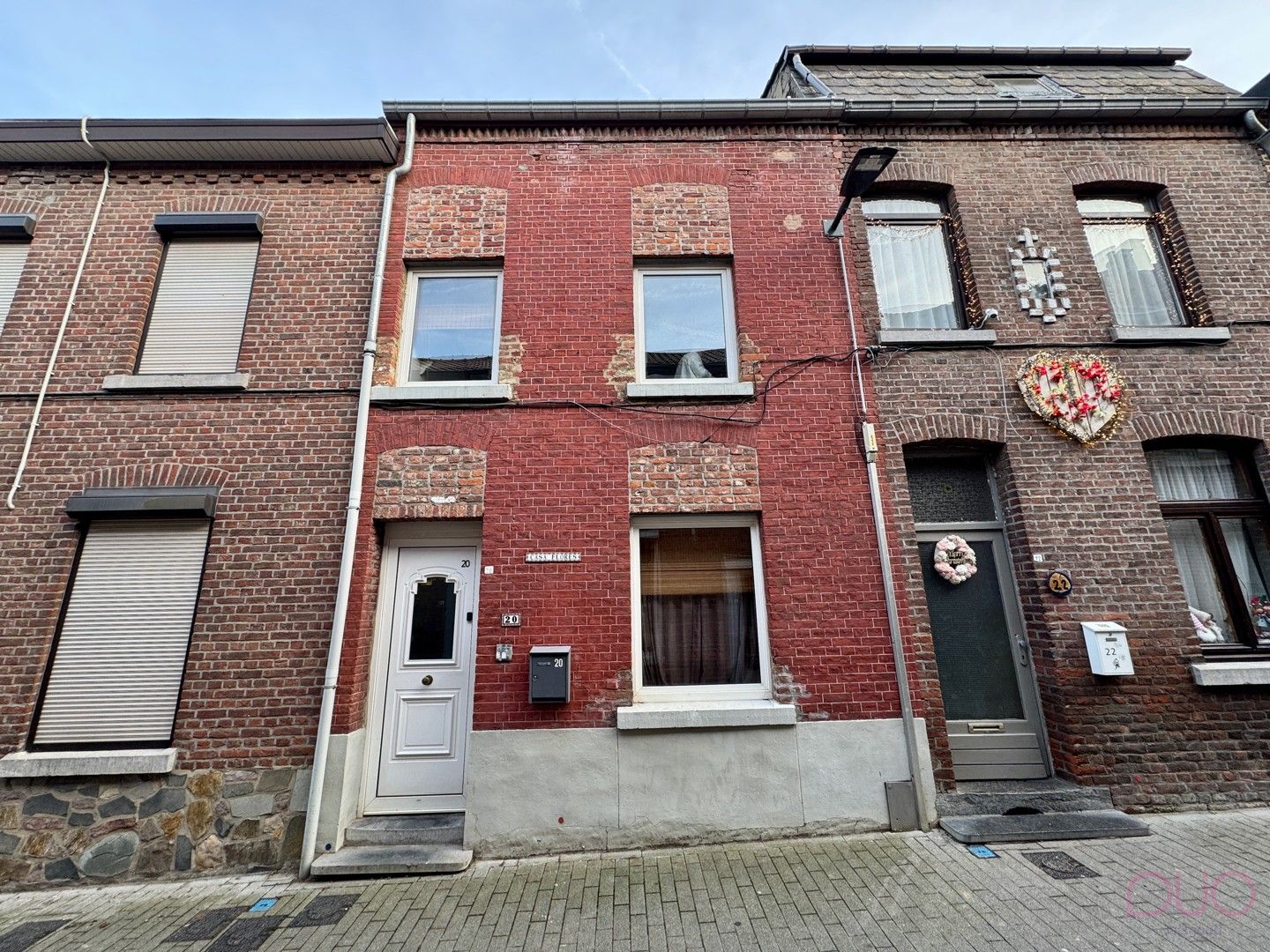 Hoofdfoto van de publicatie: Op te frissen stadswoning met drie slaapkamers in rustige buurt