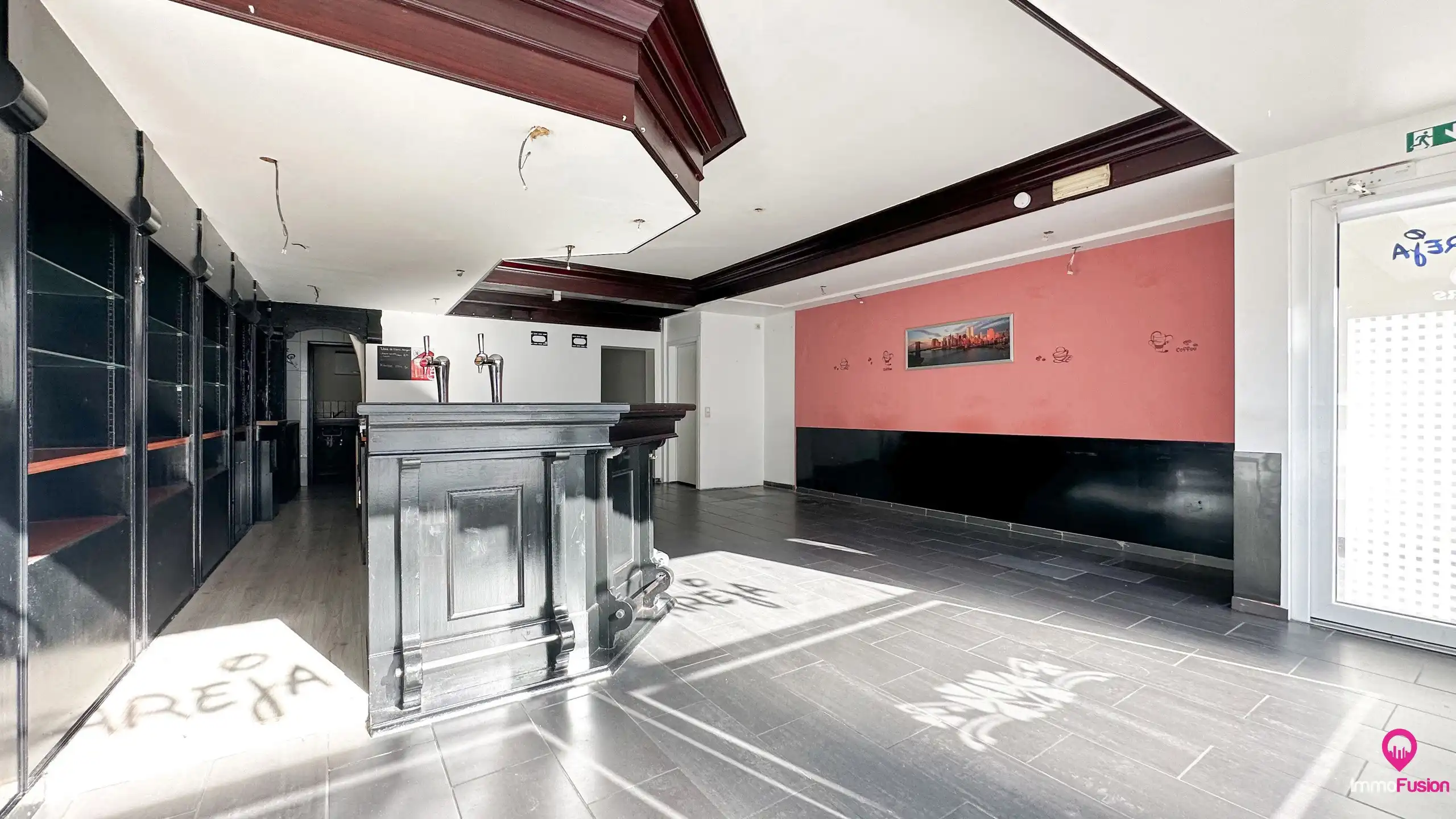 Ruim handelspand met garage in het centrum van Beringen! foto 4