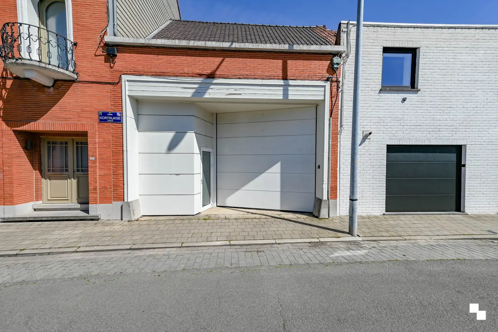 Industrieel-magazijn-logistiek te huur Kortrijksestraat 205 - 8870 Izegem