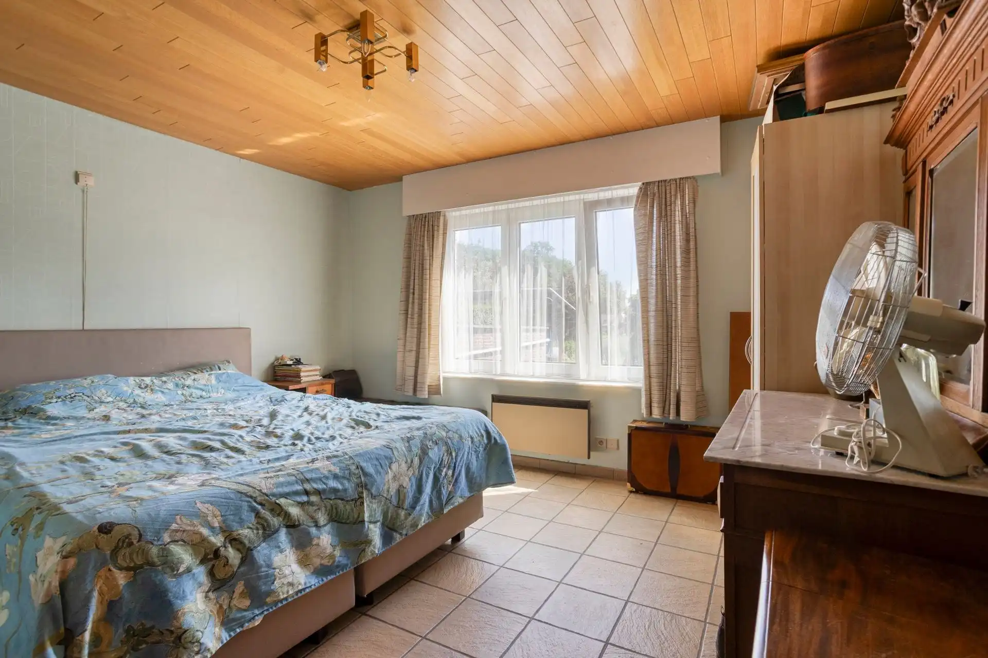 CENTRUM SINT-PIETERS-LEEUW : ruime 2-gevelwoning met atelier/commerciële ruimte (3 slpks) met grote tuin en private autostaanplaats foto 10