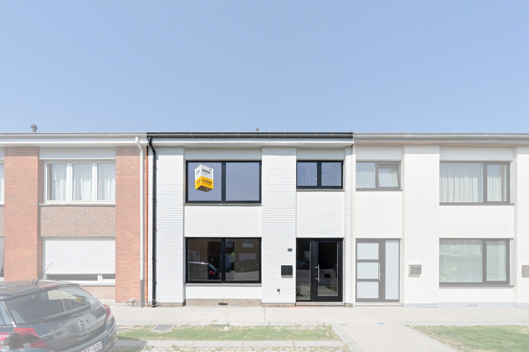 Gerenoveerde woning met 3 slaapkamers en tuin in Zedelgem! foto {{pictureIndex}}