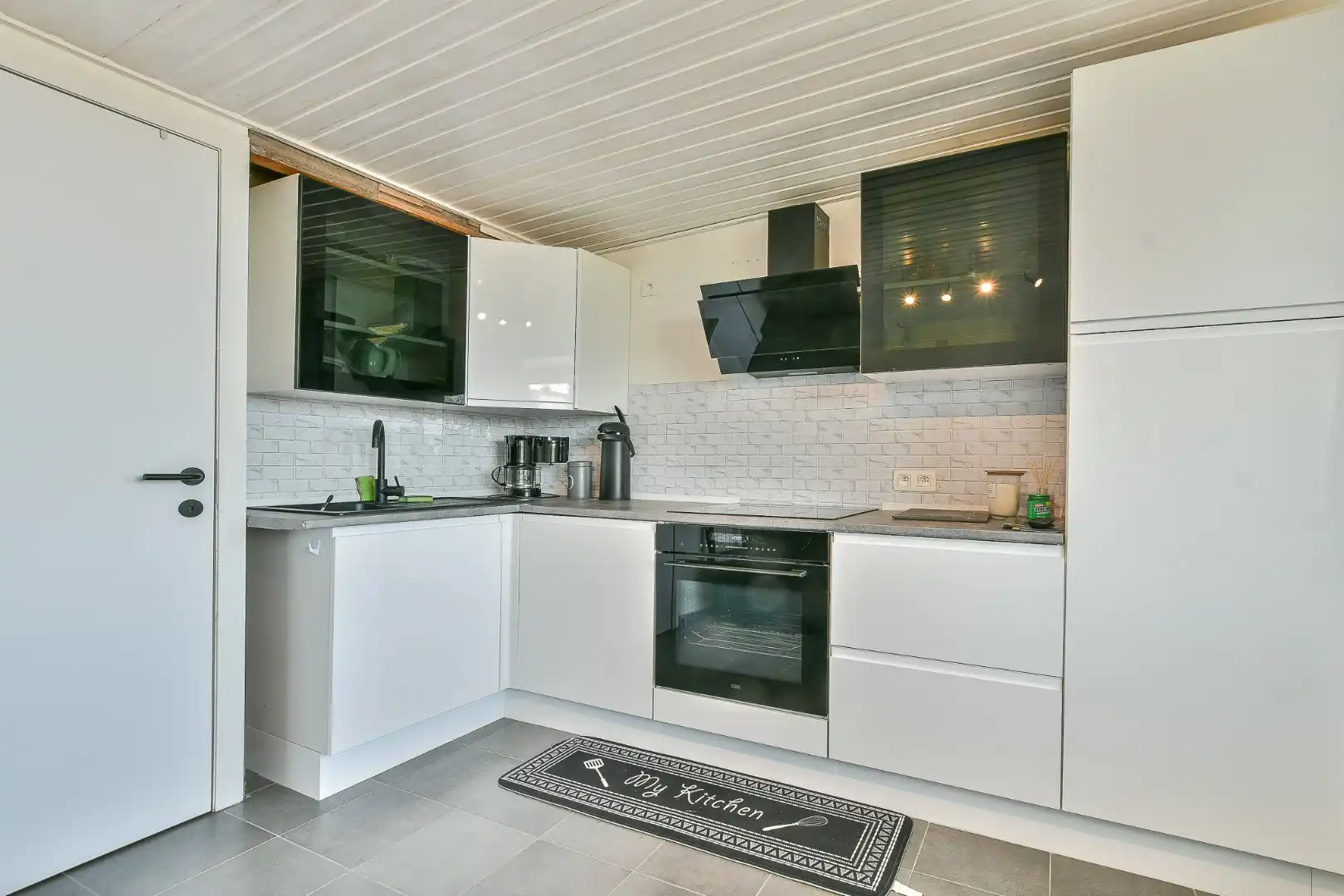 Instapklaar éénslaapkamerappartement met terras in Park Atlantis te De Haan foto 3