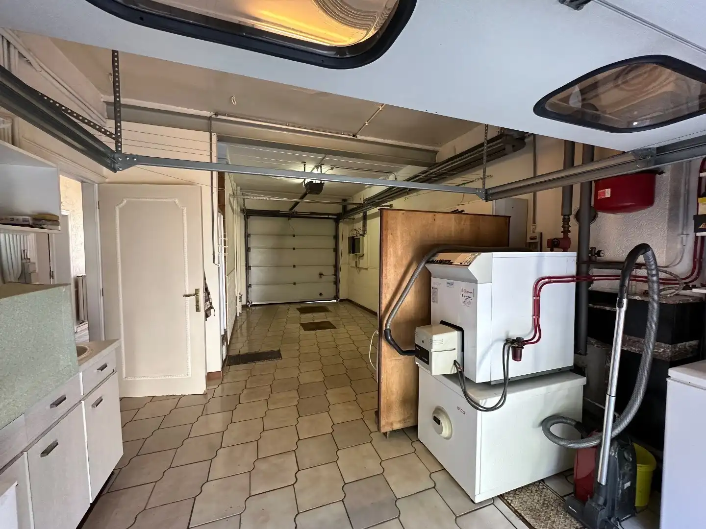 Ruime woning met 4 slaapkamers en tuin in Riemst foto 16