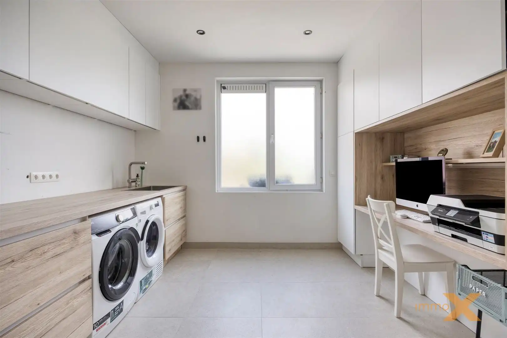 INSTAPKLARE HOEVEWONING MET STALLINGEN EN WEIDEN foto 13