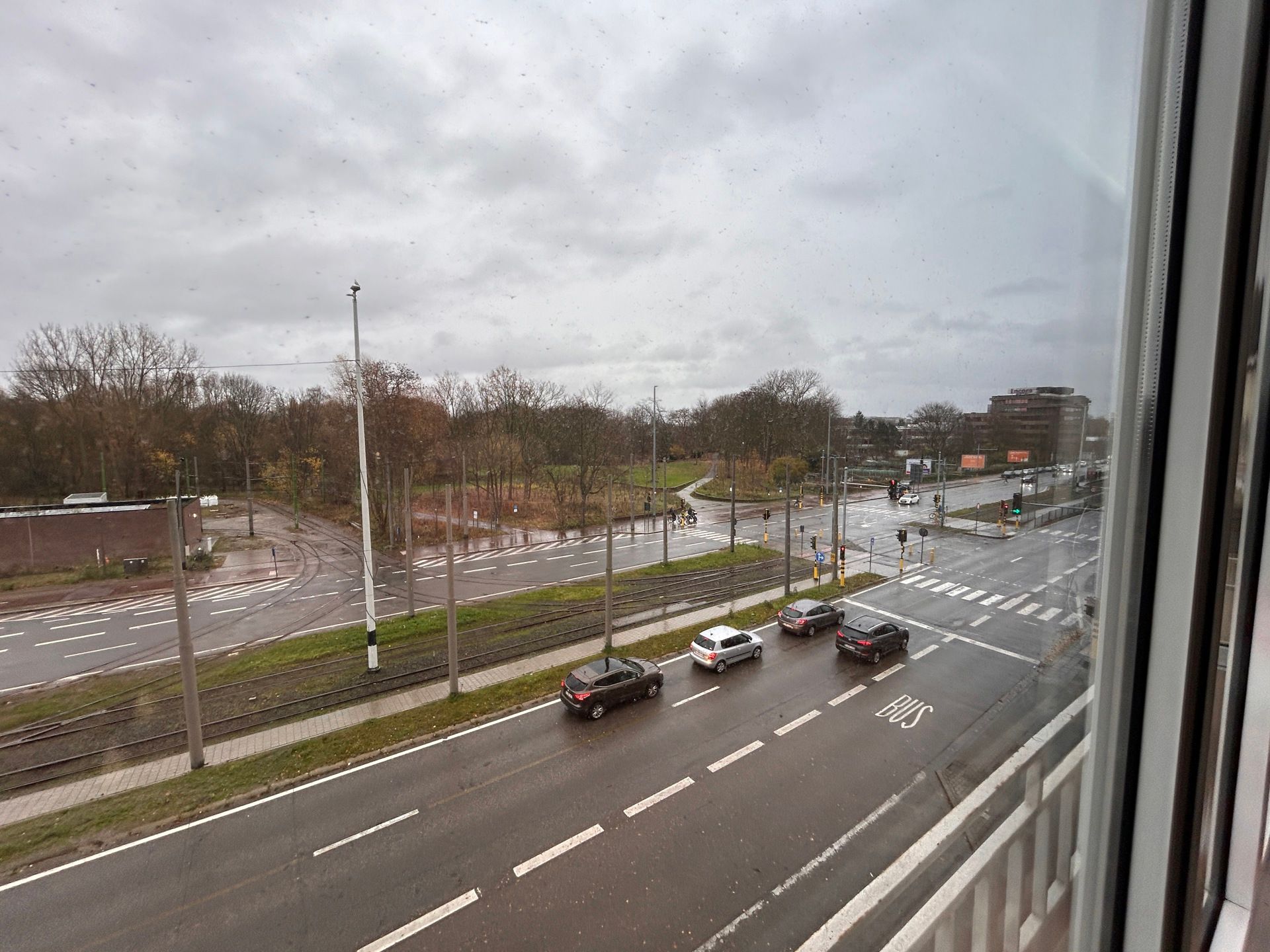 Lichtrijk appartement, 107m2, 2 slpks aan Brilschanspark foto 9