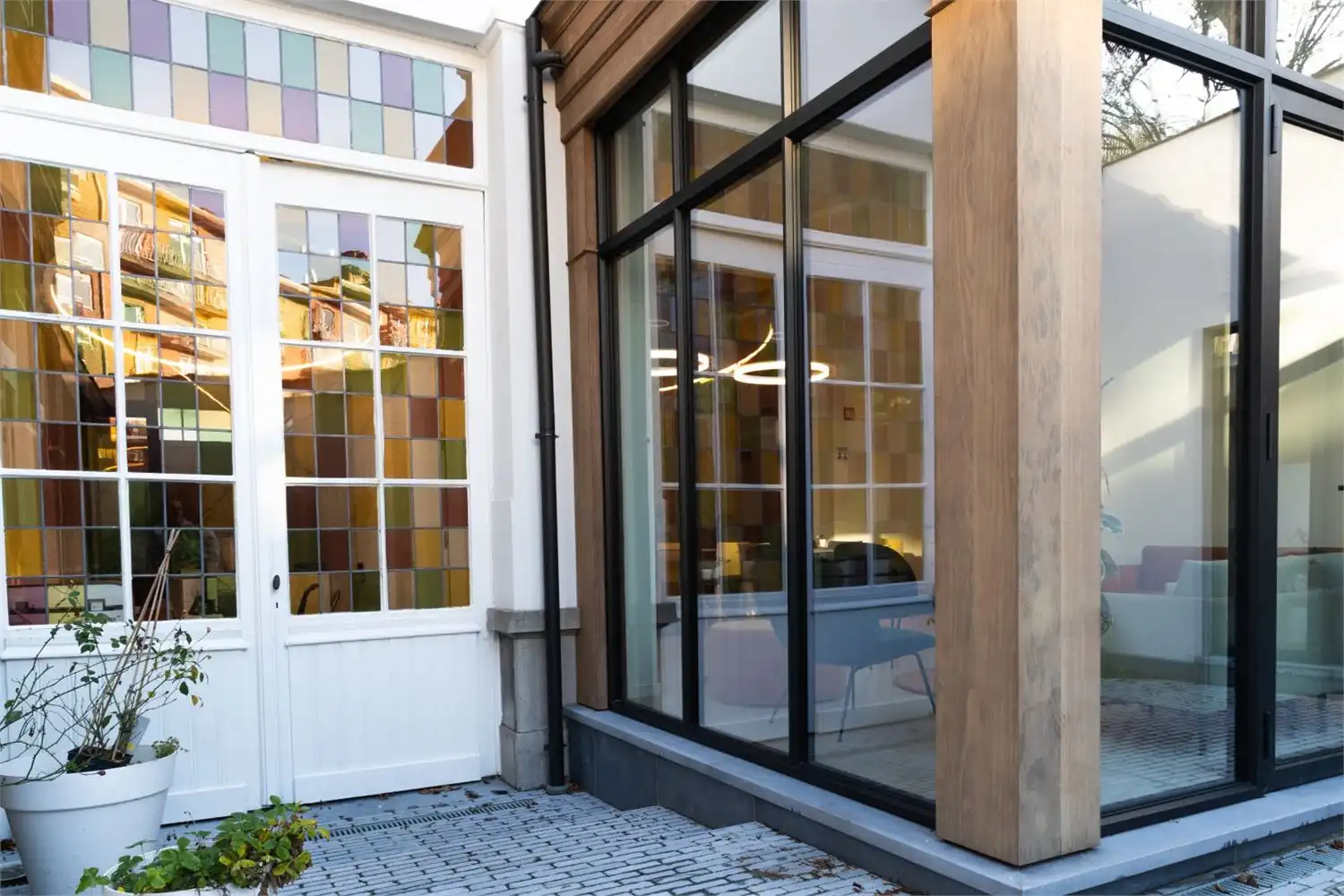 HIPPE INSTAPKLARE KANTOREN IN GERENOVEERDE HERENWONING foto 20