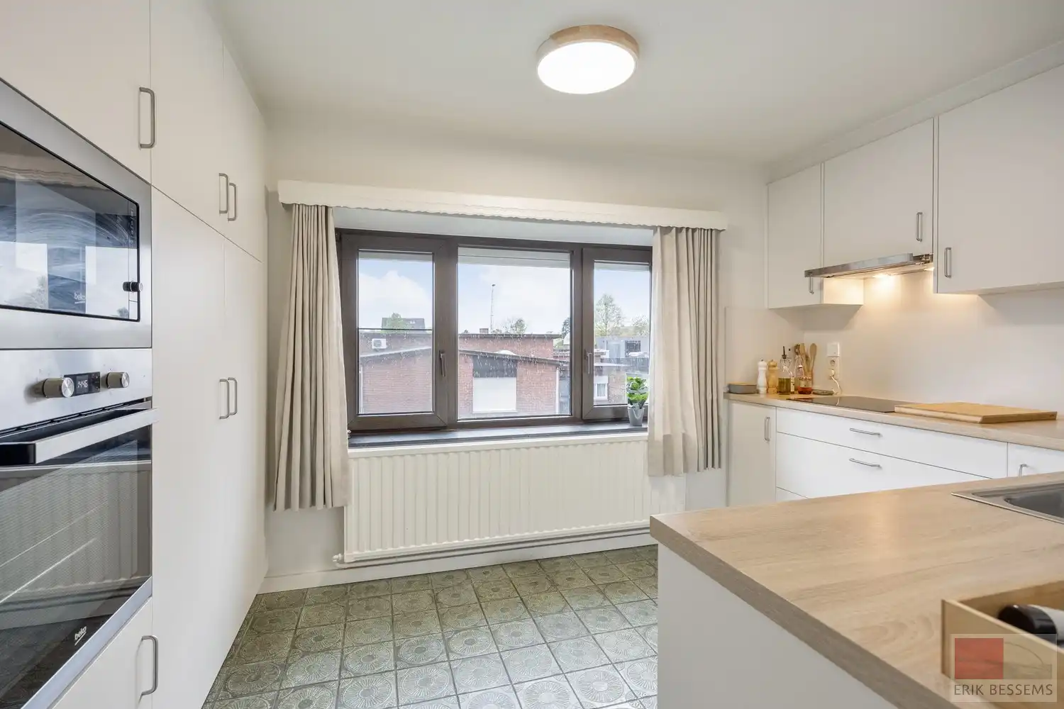 Investeerders opgelet! BUITENKANS - Zeer goed onderhouden opbrengsteigendom met 3 verhuurde entiteiten foto 13