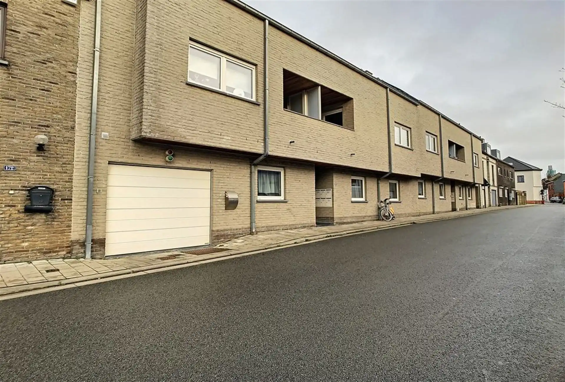 Staanplaats - binnen foto {{pictureIndex}}