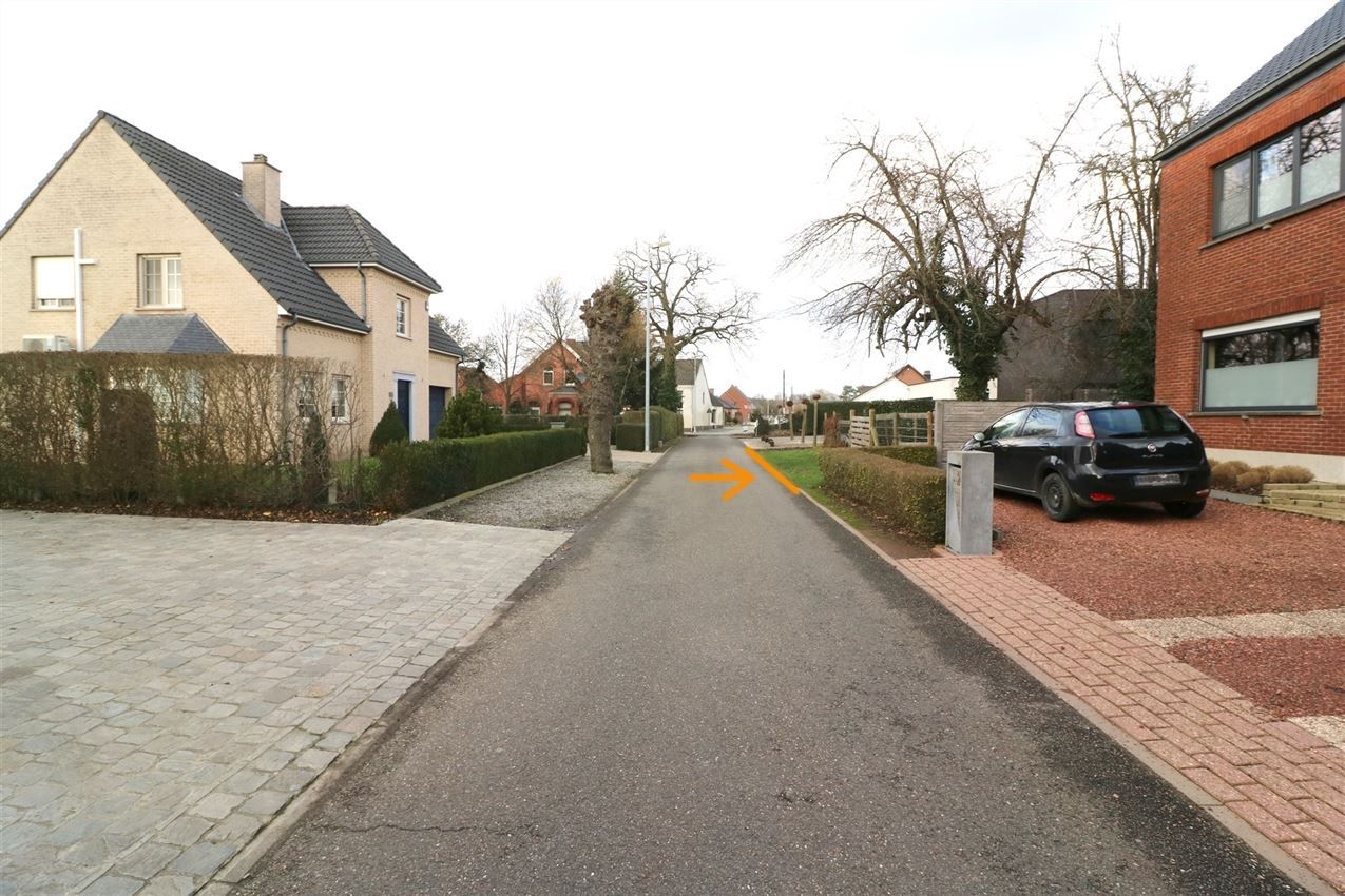 Rustig gelegen bouwgrond 955 m² voor driegevelwoning foto 4