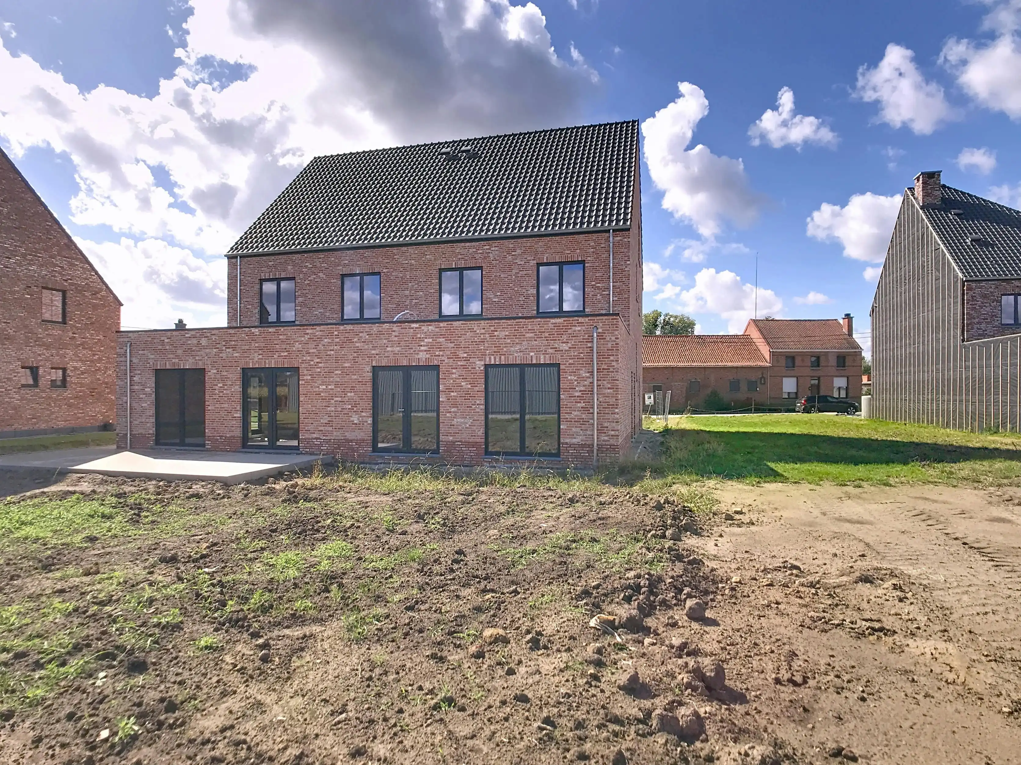 Casco halfopen bebouwing met 5 tot 7 slaapkamers te Kruibeke foto 14