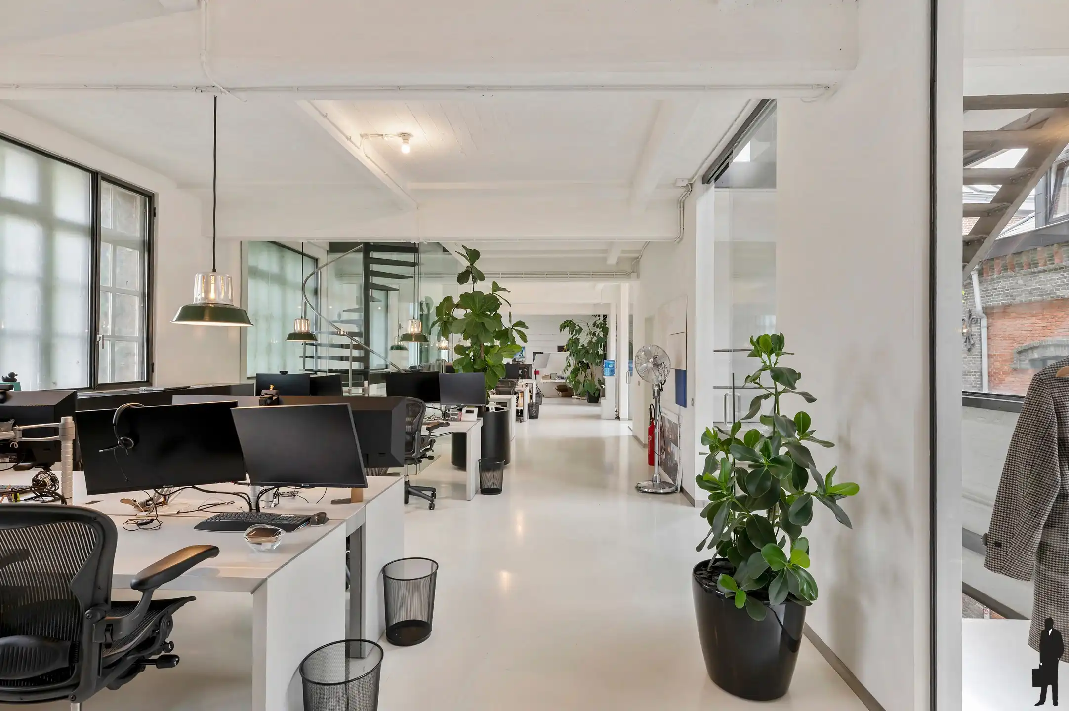 Unieke loft met perfecte synergie tussen wonen en werken foto 30