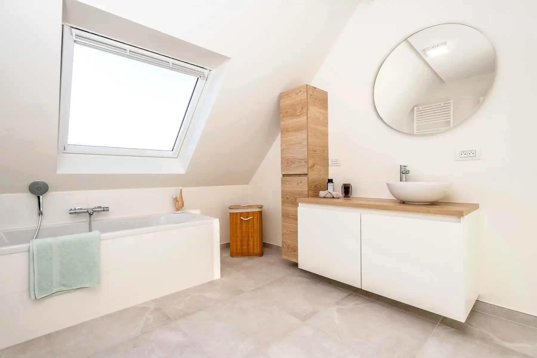 Gesloten tijdloze woning foto 12