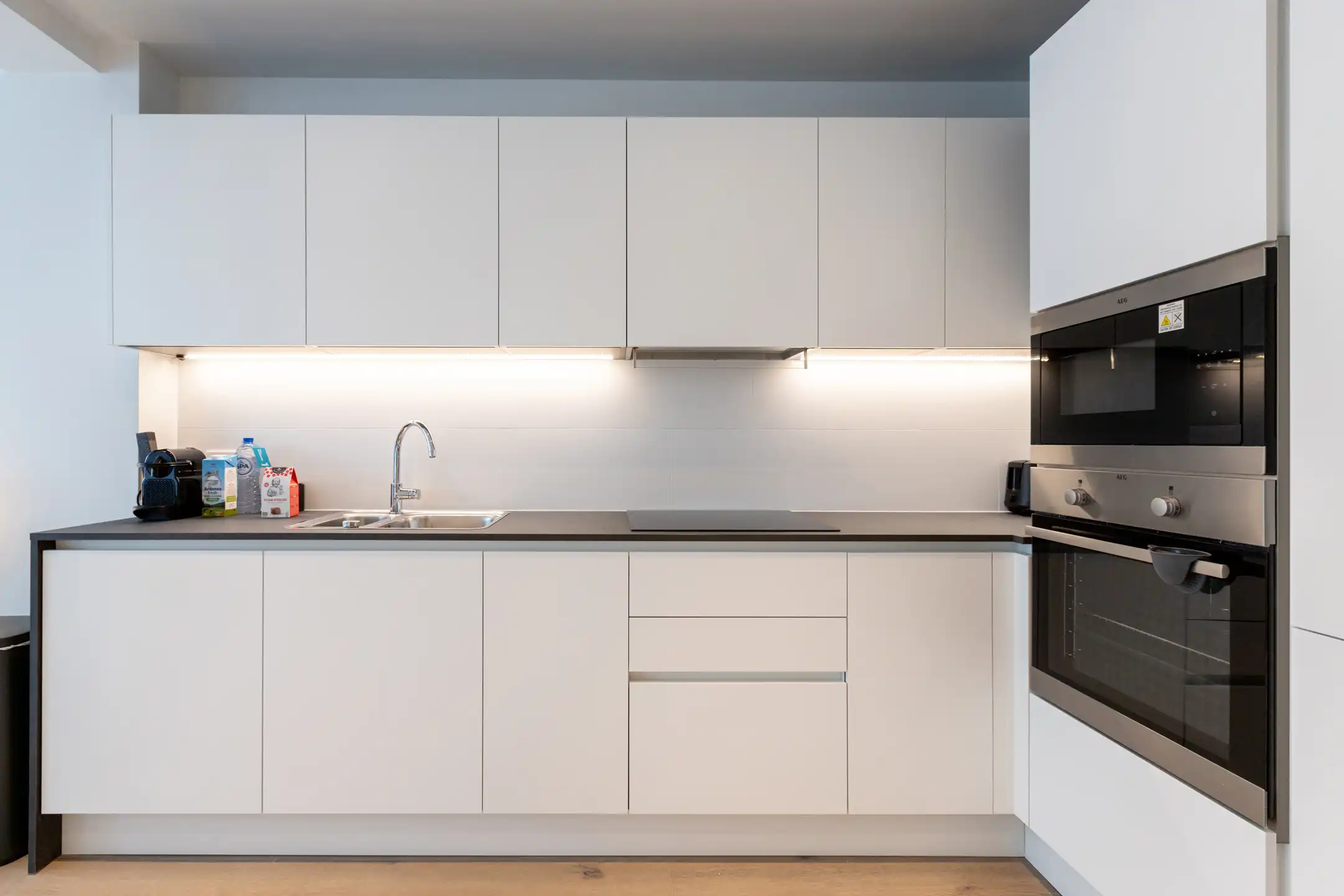 Centrum: Gemeubileerd appartement met 1 slaapkamer! foto 7