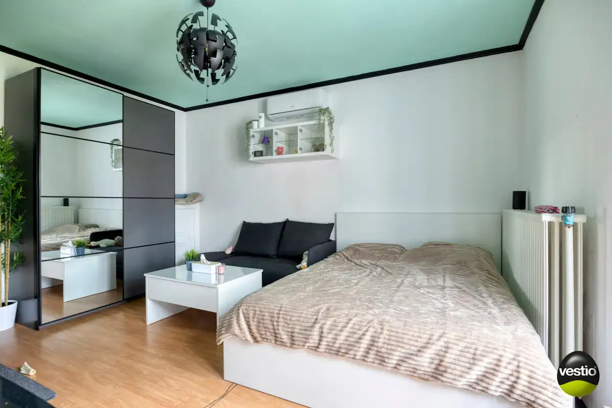 GELIJKVLOERSE WONING MET 3 SLK op 17A89CA NABIJ CENTRUM BILZEN. foto 18