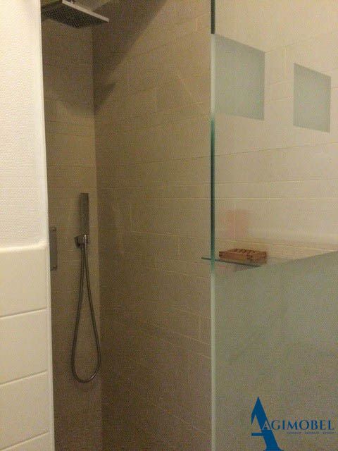 Hedendaagse , cosy  studio op de Leopoldlaan te Knokke. foto 8