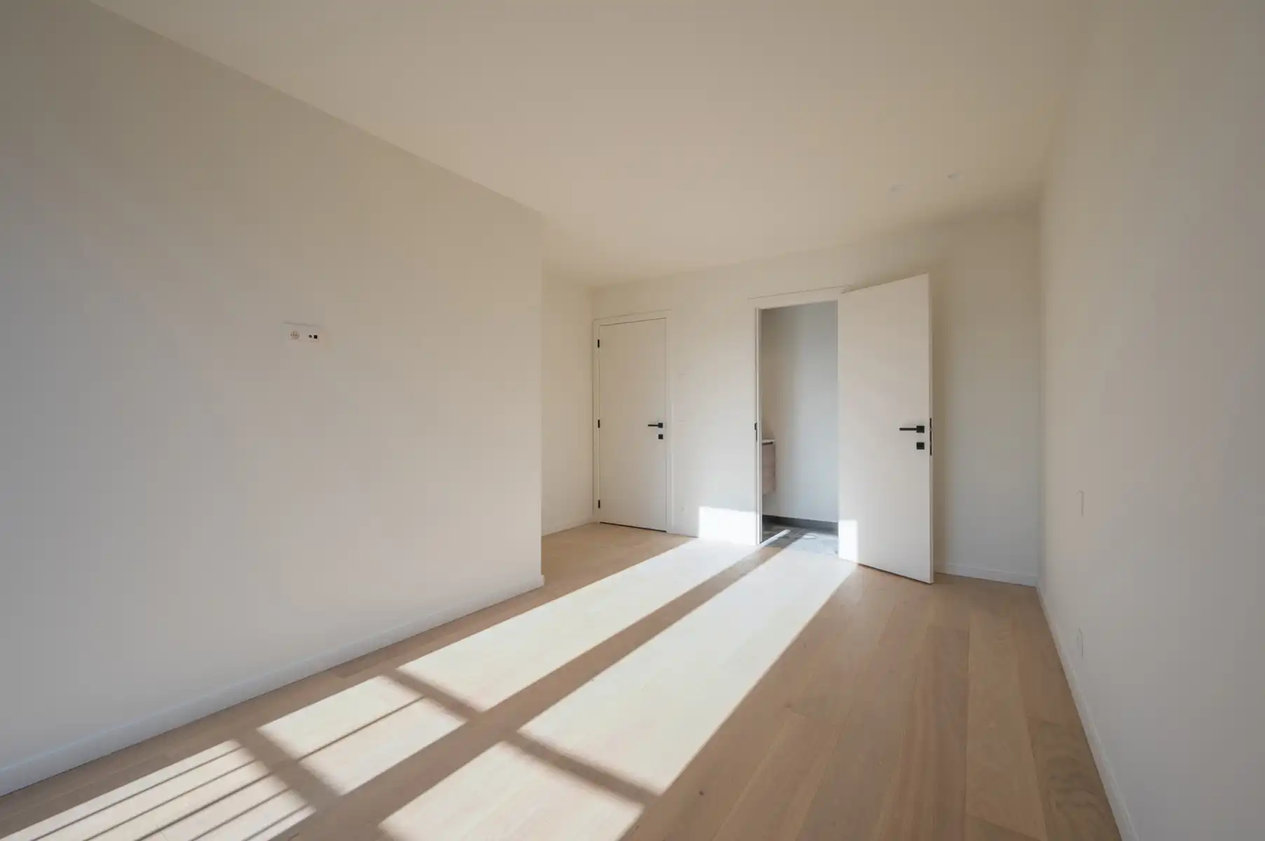 Nieuwbouw - ongemeubelde koppelvilla in rustige,  residentiële wijk te Knokke-Heist  foto 29