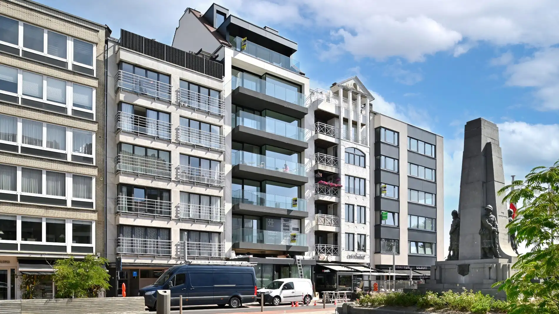 Nieuw appartement gelegen aan de zuidkant van het vernieuwde Burg. Fr. Desmidtplein. Gevelbreedte van ca. 8 meter. foto 3