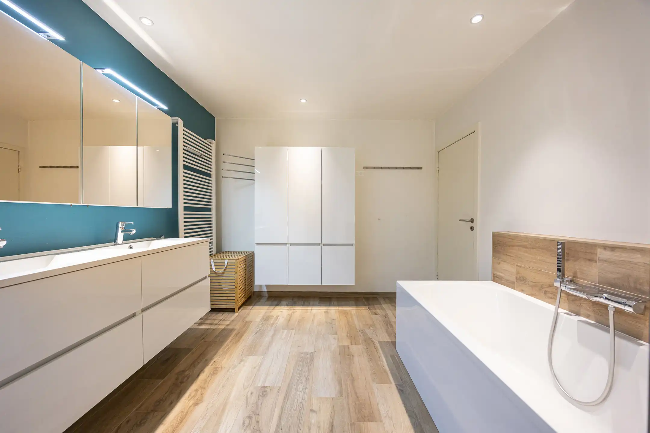 Instapklare woning met 4 slpks en tuin nabij centrum Beerse foto 23