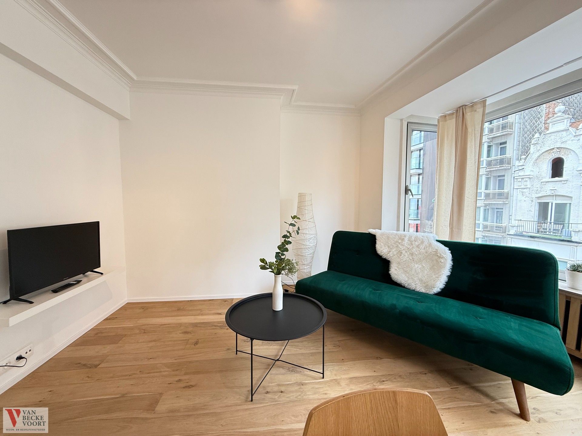 Vernieuwd appartement met zijdelings zeezicht foto 5