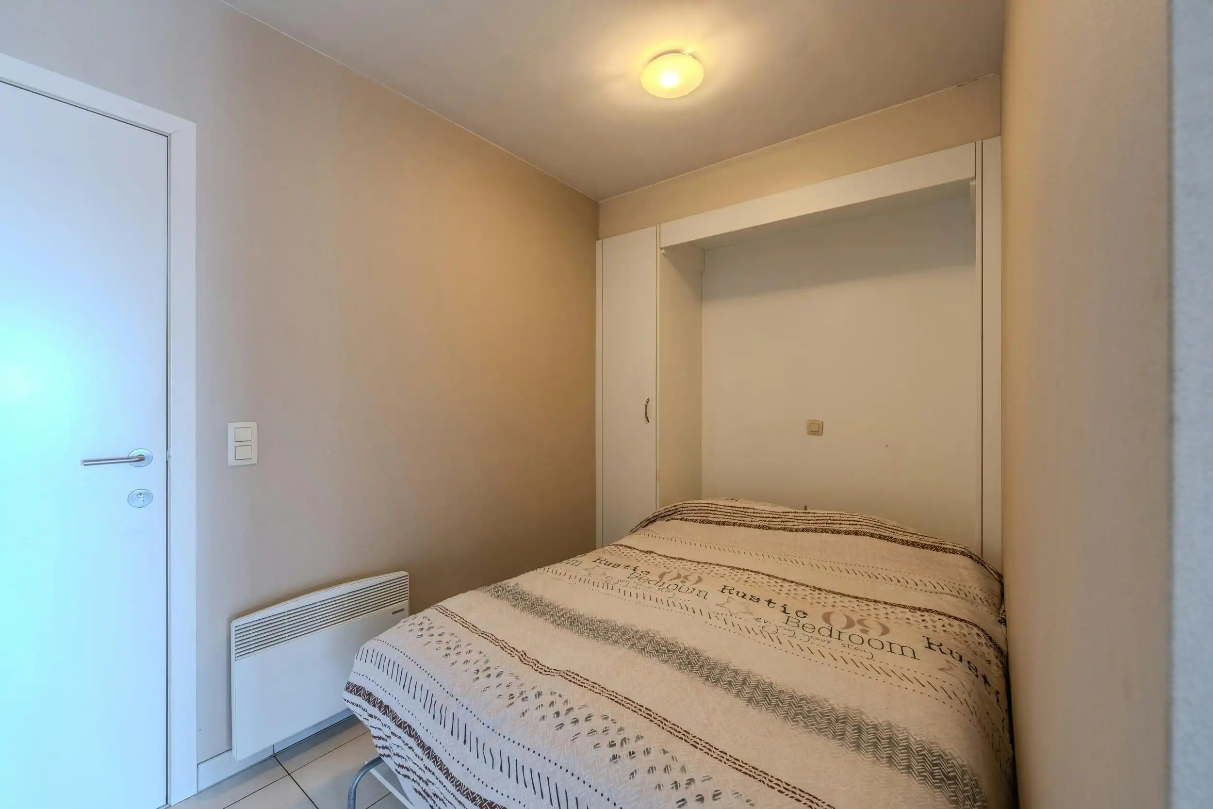 Studio met slaaphoek en zonnig terras te Middelkerke foto 6