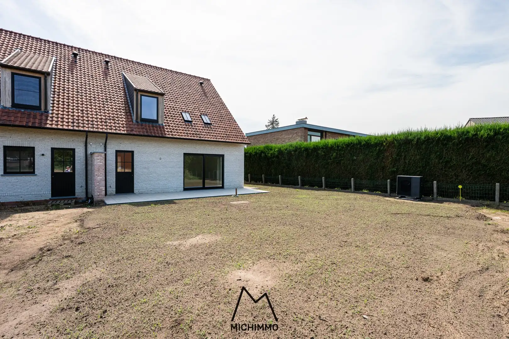 Fantastische nieuwbouwwoning met vier slaapkamers op rustige locatie te Assenede! foto 9