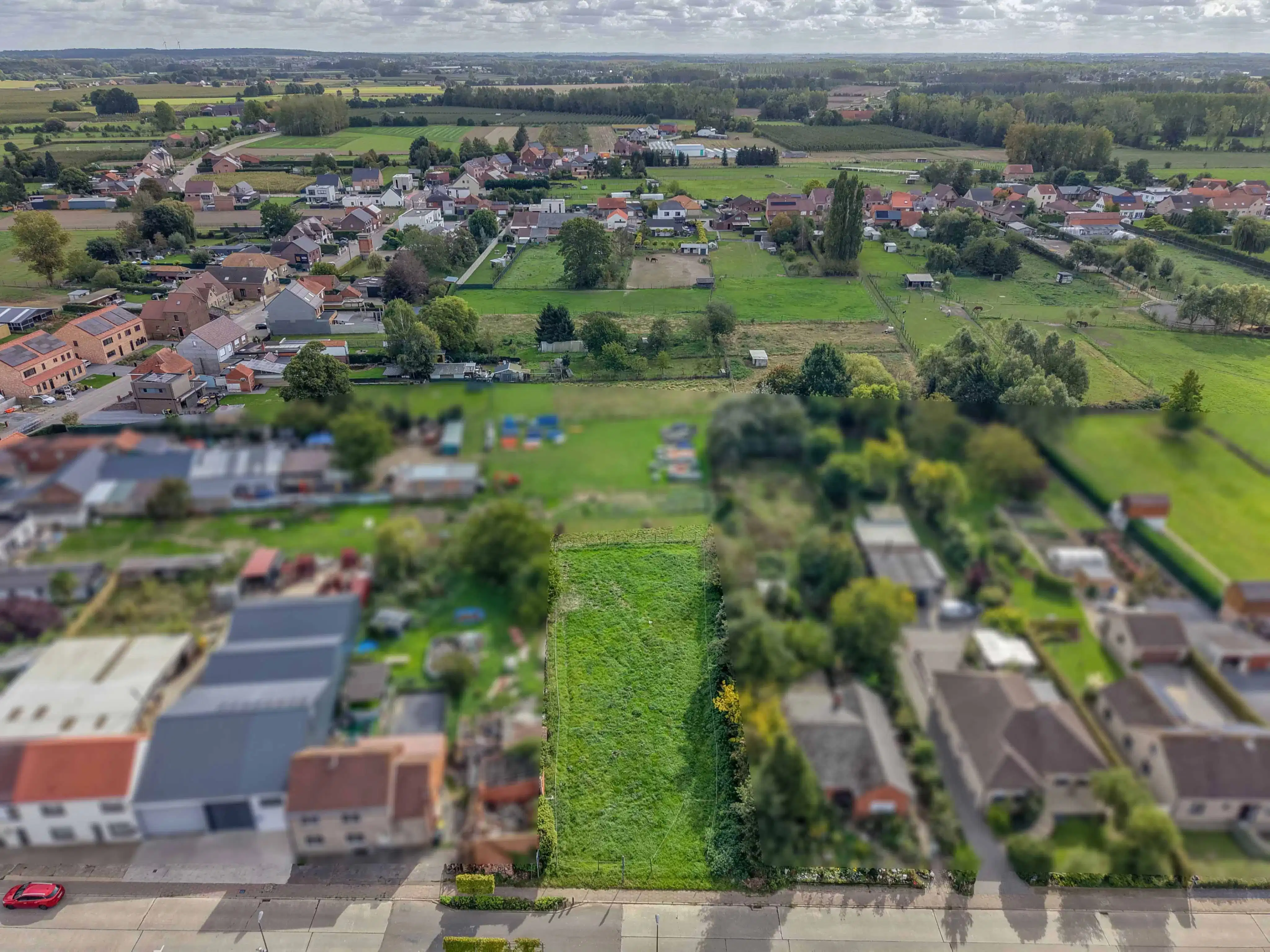 Ruim perceel bouwgrond met landelijke ligging foto 3