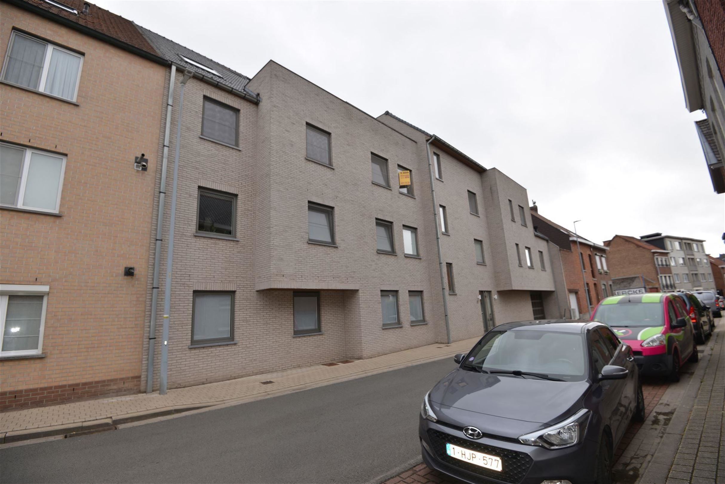 appartement foto {{pictureIndex}}