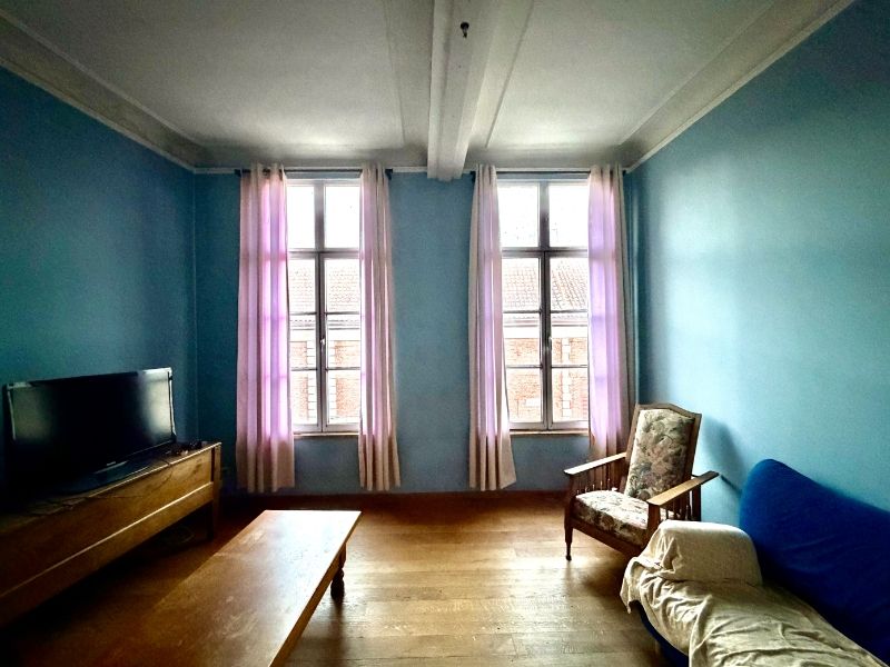 GENT CENTRUM, HEEL RUIME OP TE KNAPPEN BURGERWONING MET KANTOORRUIMTE foto 9