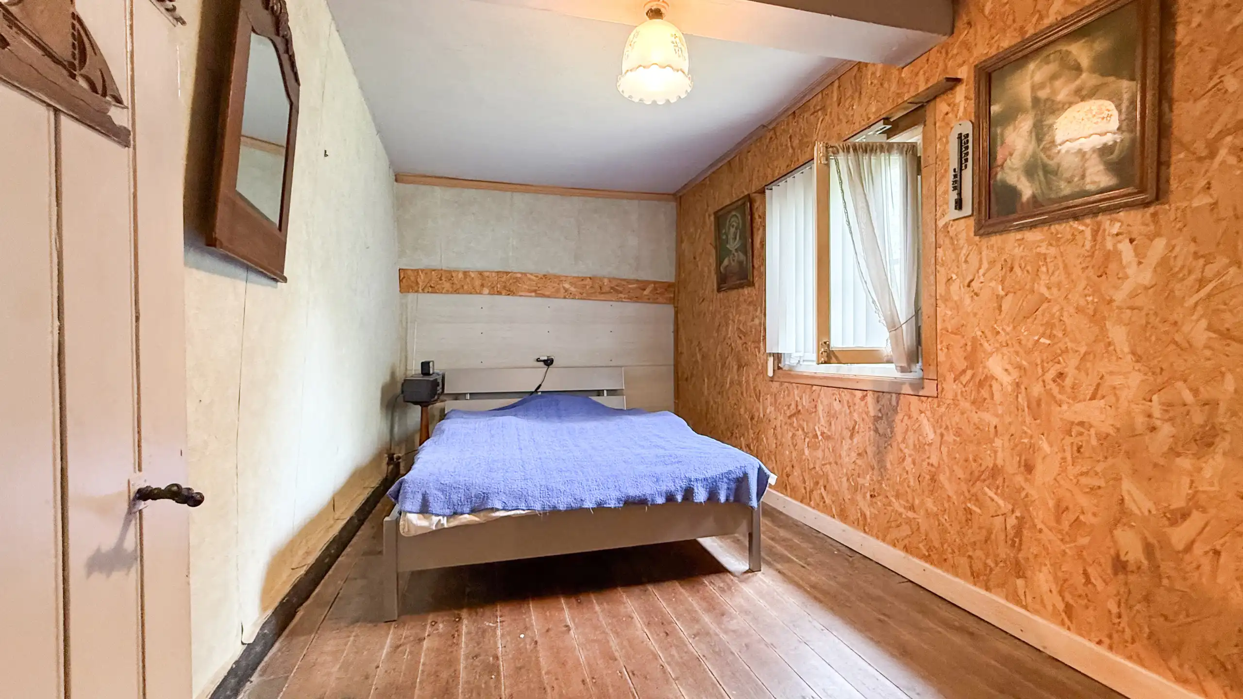Authentieke hoeve met perceel van 68are en 2slpks! foto 8
