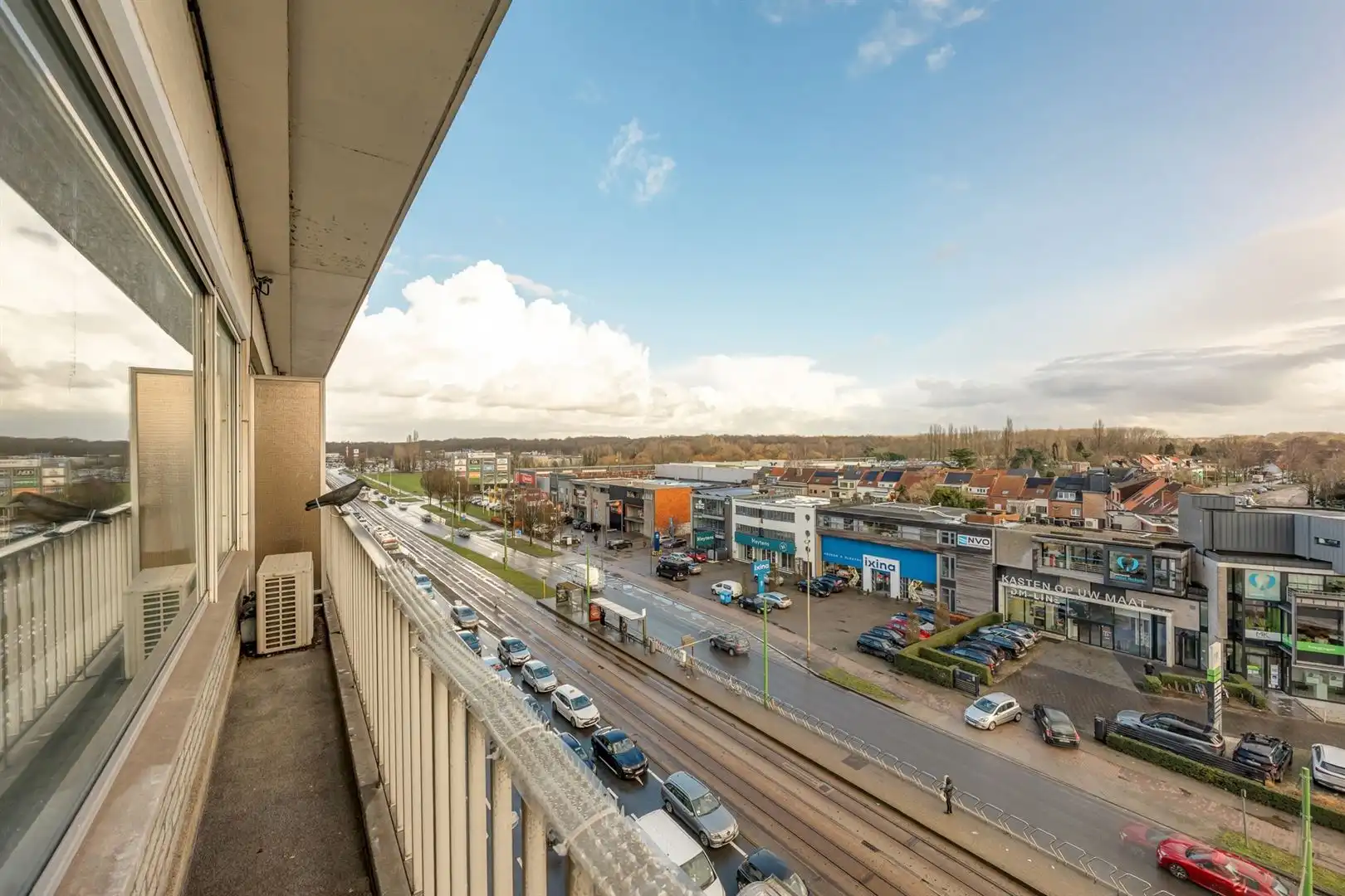 Centraal gelegen appartement met 2 slaapkamers. foto {{pictureIndex}}