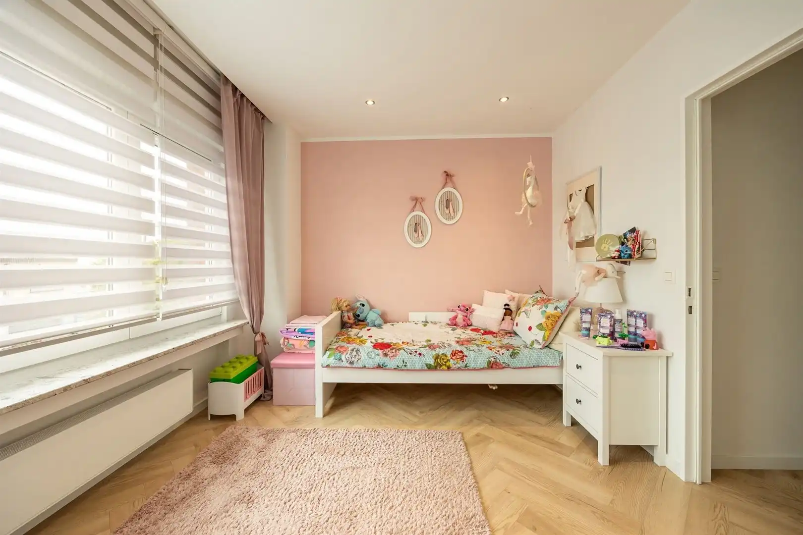 Ruim opbrengsteigendom met lift, garage en verhuurde handelsruimte foto 19