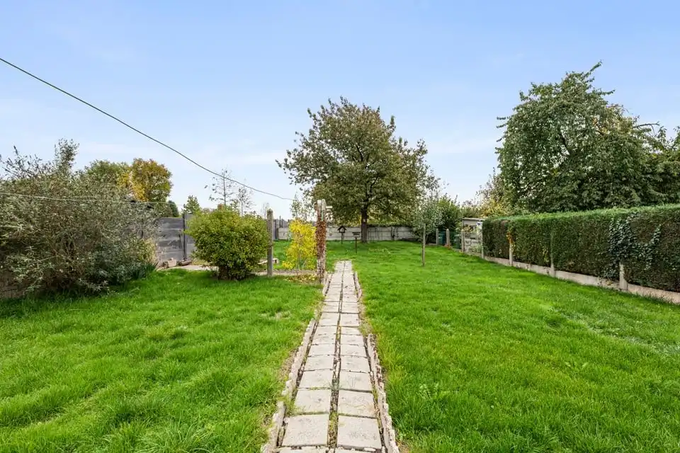 TE RENOVEREN GEZINSWONING MET GARAGE IN HET CENTRUM VAN GINGELOM foto 28