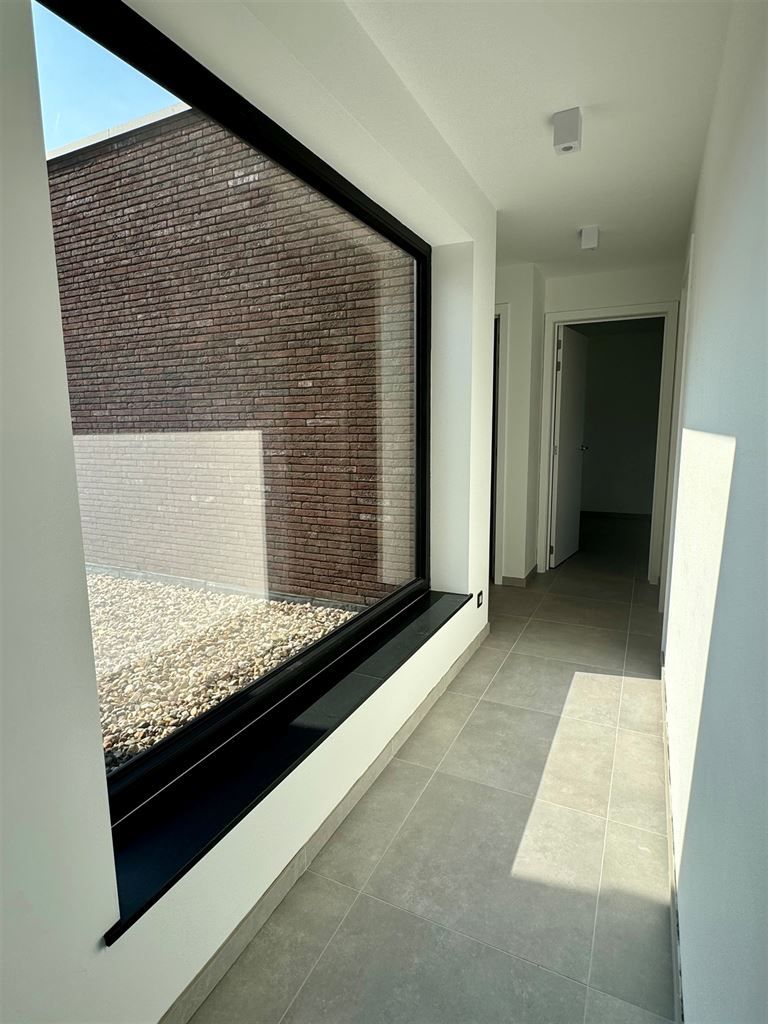 Prachtige, energiezuinige nieuwbouwwoning met 20 zonnepanelen, 3 slaapkamers en tuin op een rustige locatie nabij Maaseik foto 12