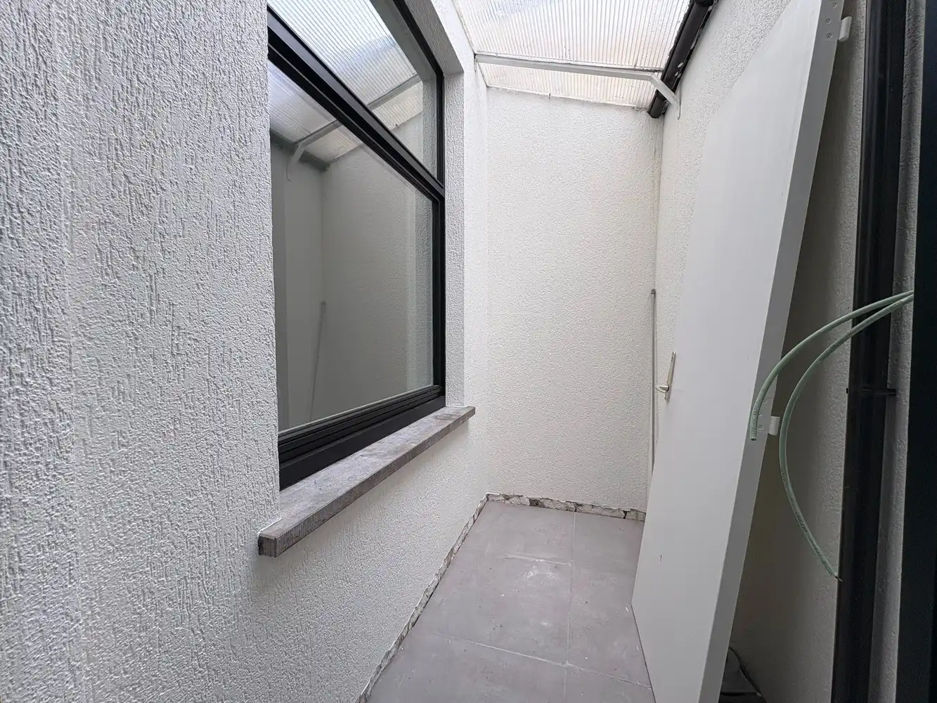 Gezellige, lichtrijke woning met drie slaapkamers foto 6