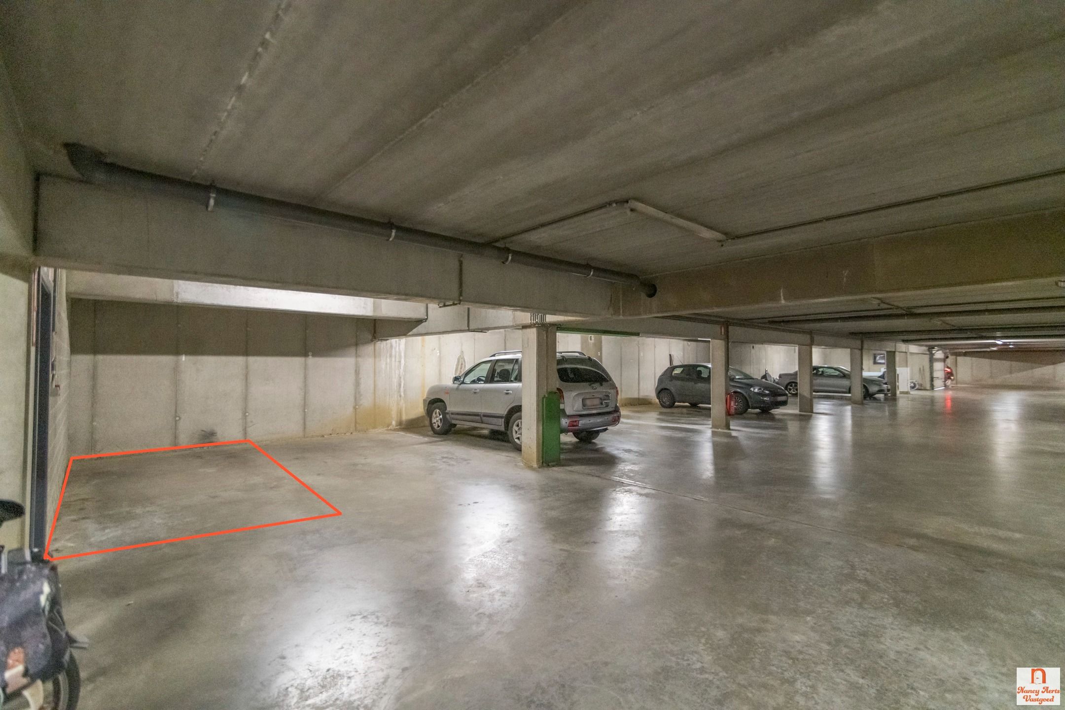 Appartement met autostaanplaats in hartje Koersel foto 25