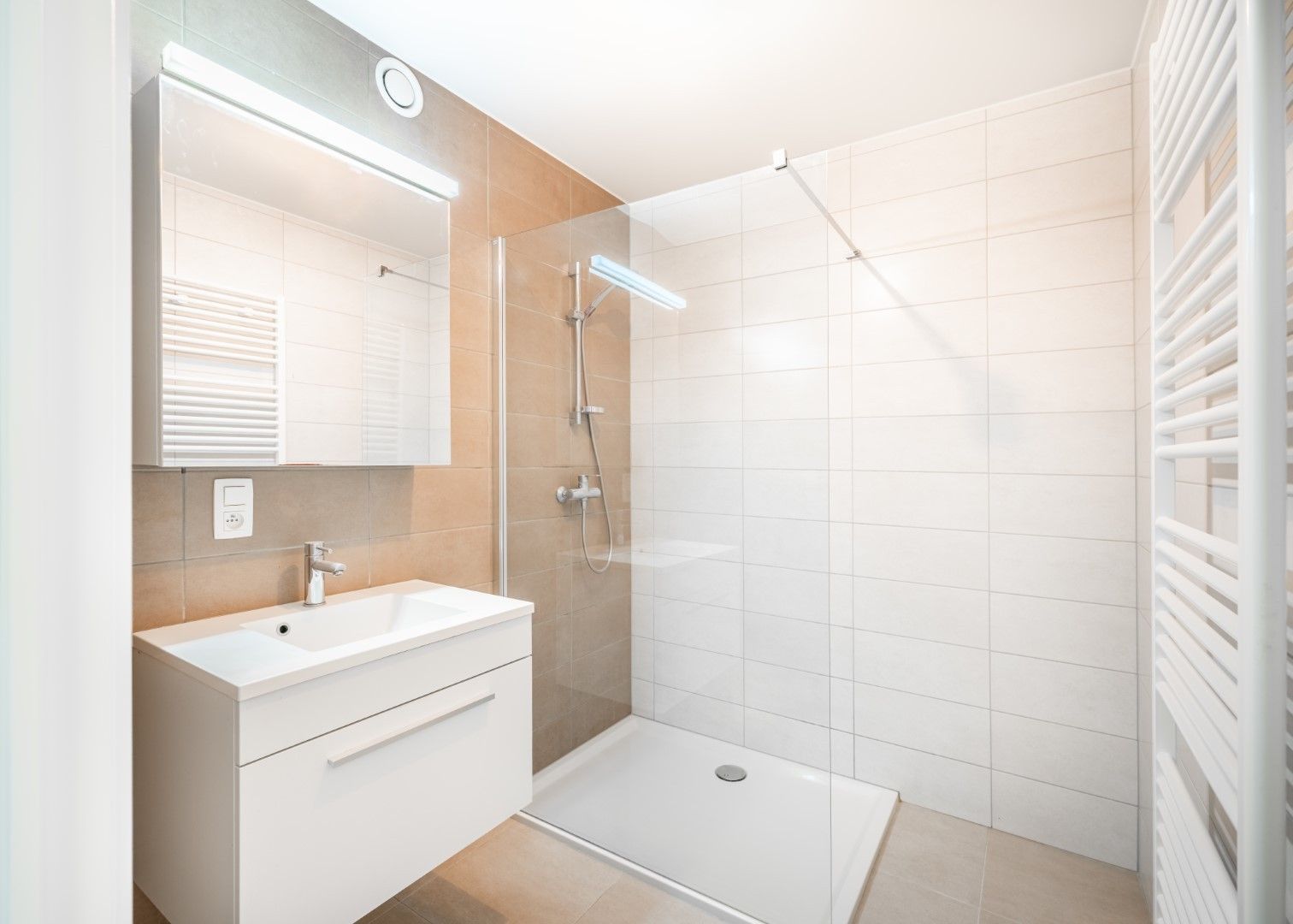 Cara - 05.01 foto 14