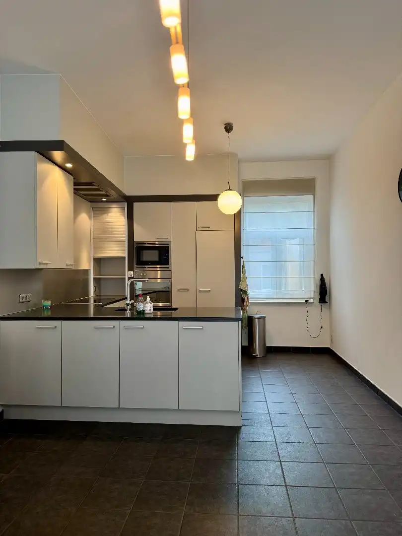 Prima onderhouden woning in centrum Eppegem. foto 4