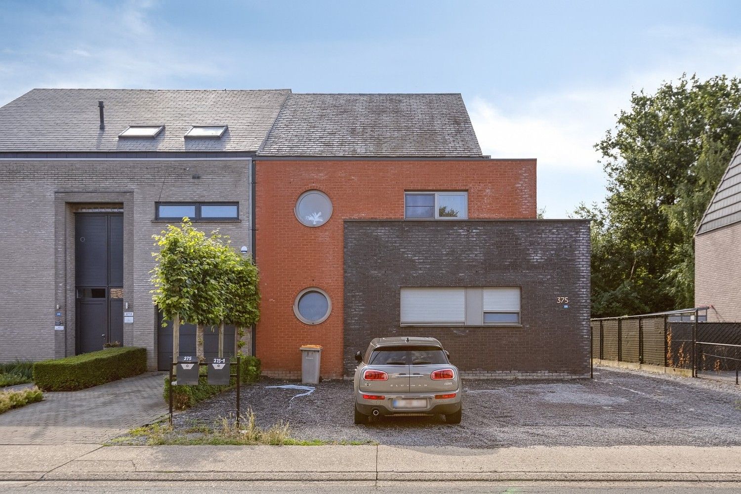 Instapklare en lichtrijke duplex met terras, garage én drie slaapkamers foto 32