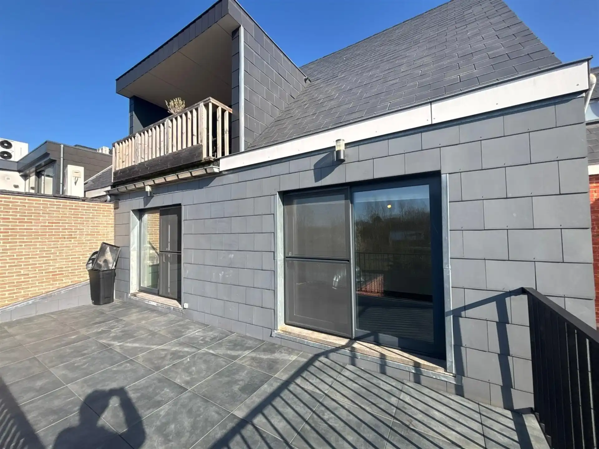 Ruim appartement met zonneterras, vlakbij groene oase! foto 2