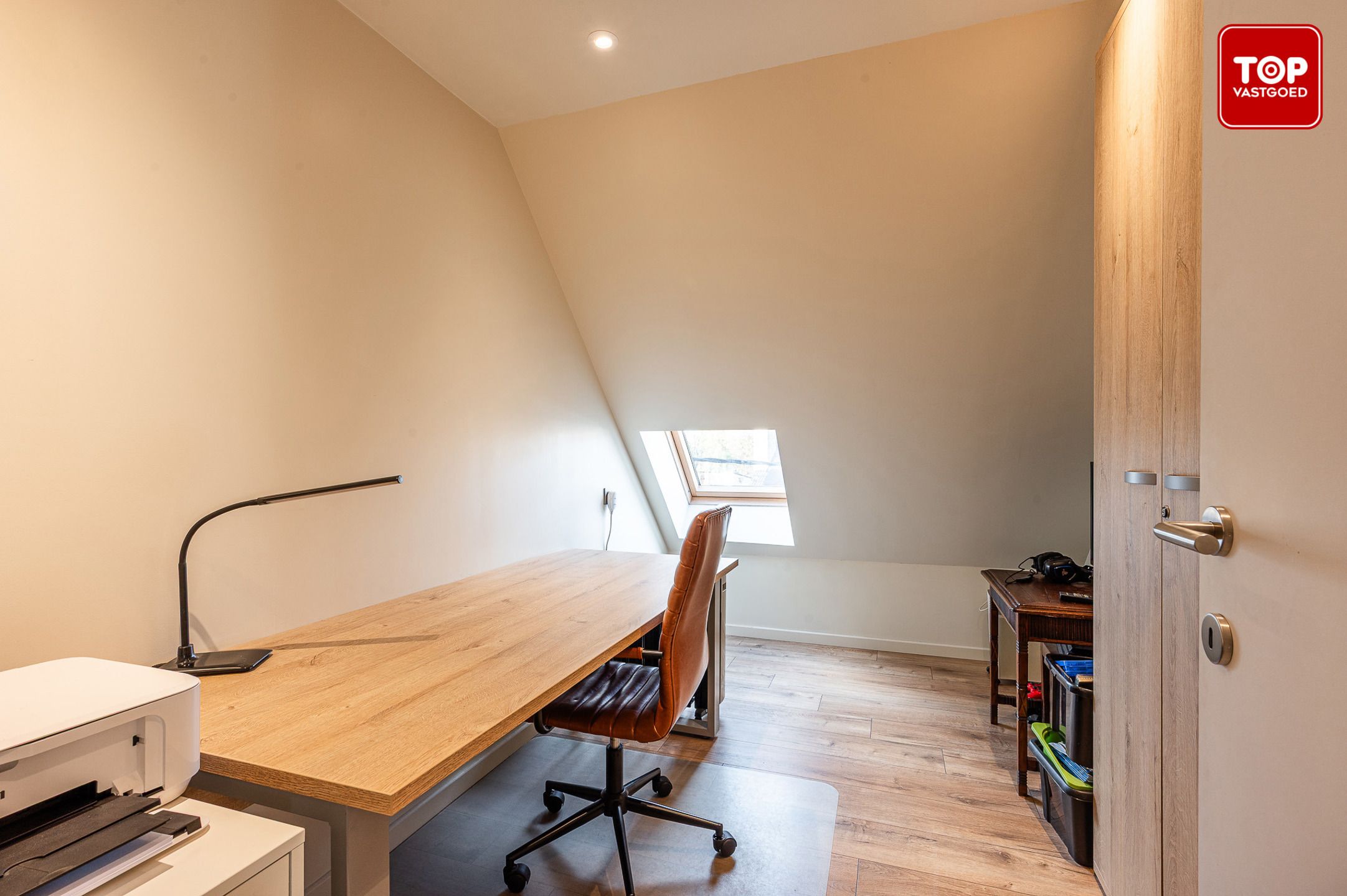 Instapklare woning met 5 slaapkamers en leuke tuin in centrum Drongen foto 17