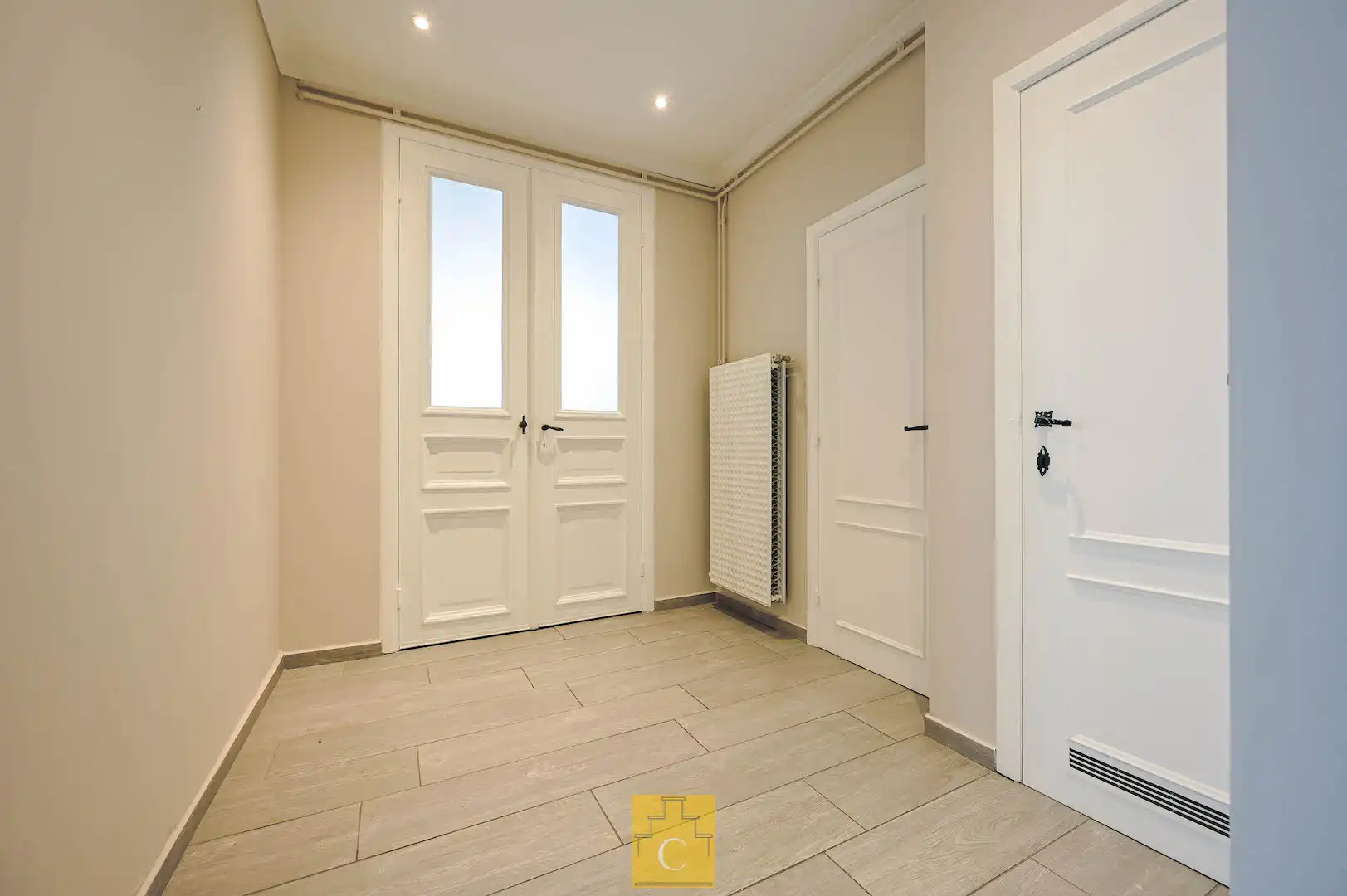 gelijkvloers appartment 118 m2 met terras 19 m2 aan één van de mooiste Brugse reien foto 6