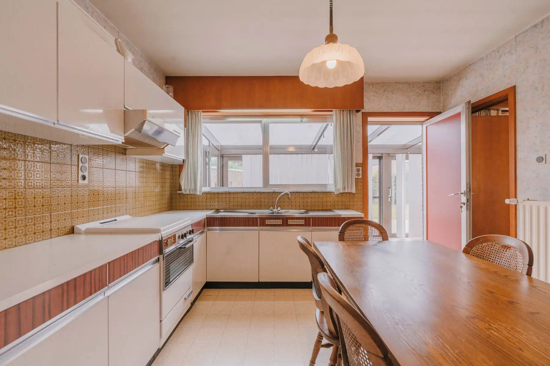 Charmante gezinswoning met karakter en heel wat potentieel foto 11