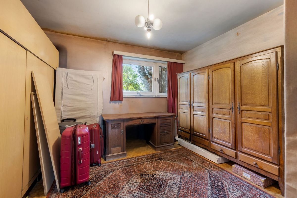 Ruime laagbouwvilla met 5 slaapkamers en 150 m² kelder/garage in Lede foto 12