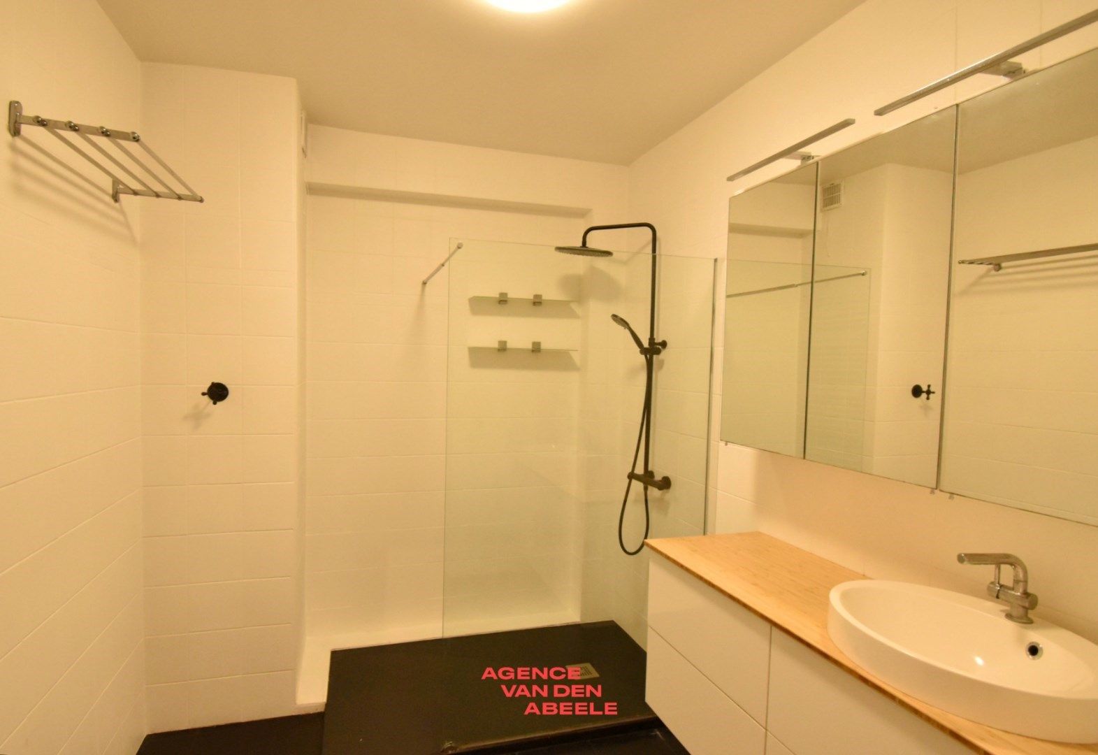 Ruim appartement op UNIEKE locatie te Brugge foto 7