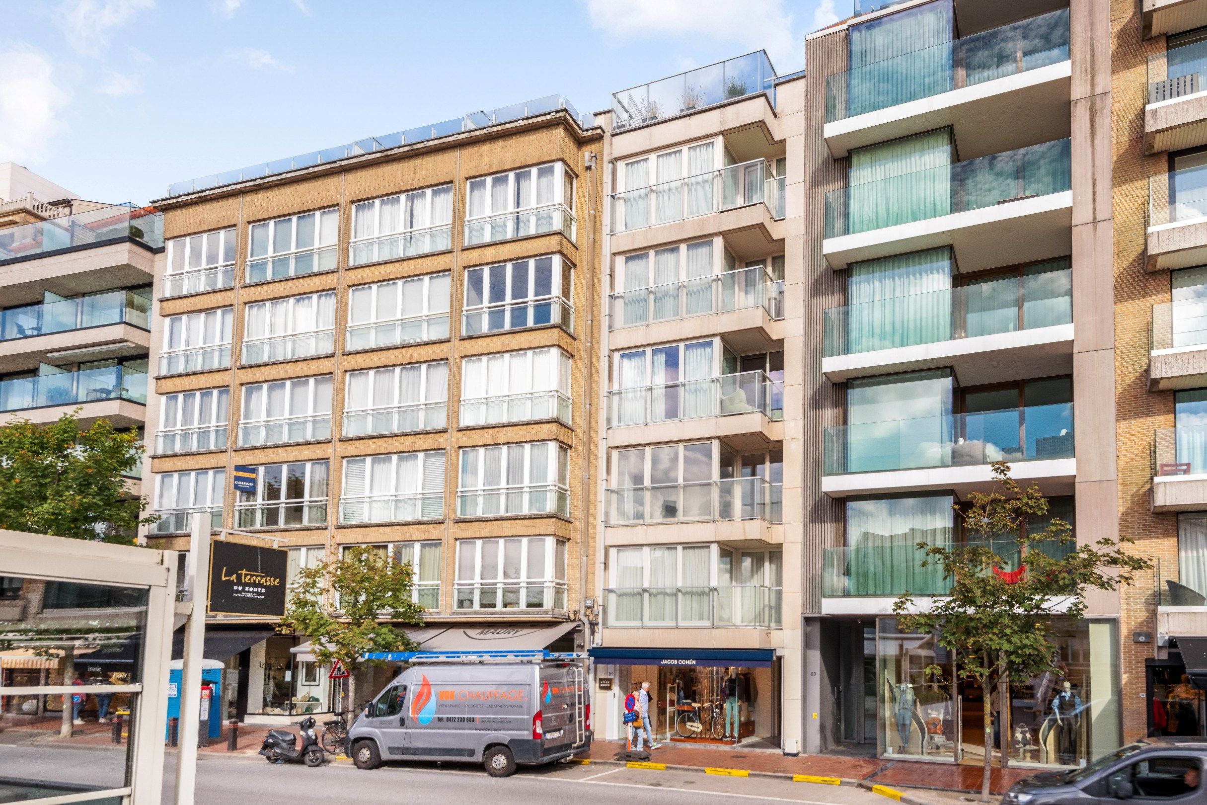 Zuidgericht appartement op de Kustlaan in het Zoute met UNIEK OPEN ZICHT ! foto 16