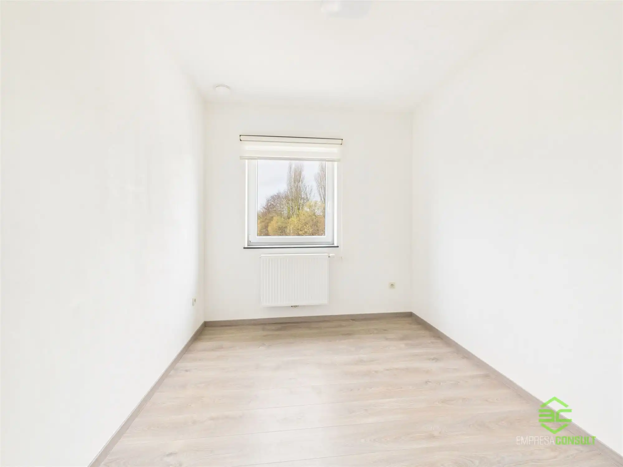 Instapklare gezinswoning met 3 slpk op 1km van het centrum! foto 8