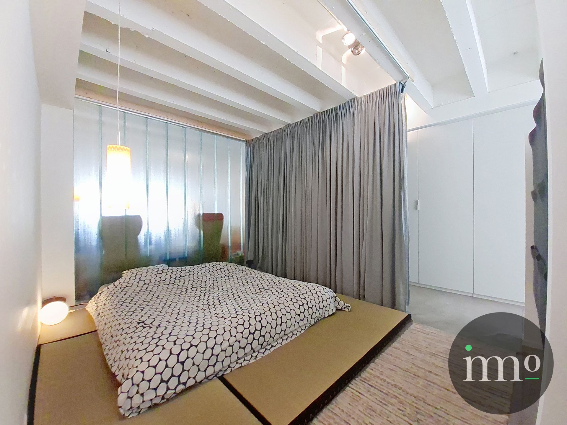 GROTE PRACHTIGE LOFT TEGENOVER TOUR & TAXIS + PARKING foto 11